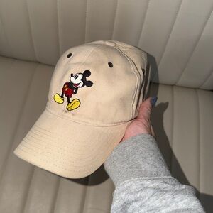 Mickey Mouse Embroidered Tan Cap Hat Walt Disney World